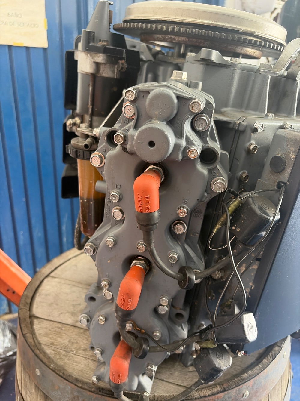 Cabeza de fuerza motor fuera de borda Yamaha 200 2t — foto 3